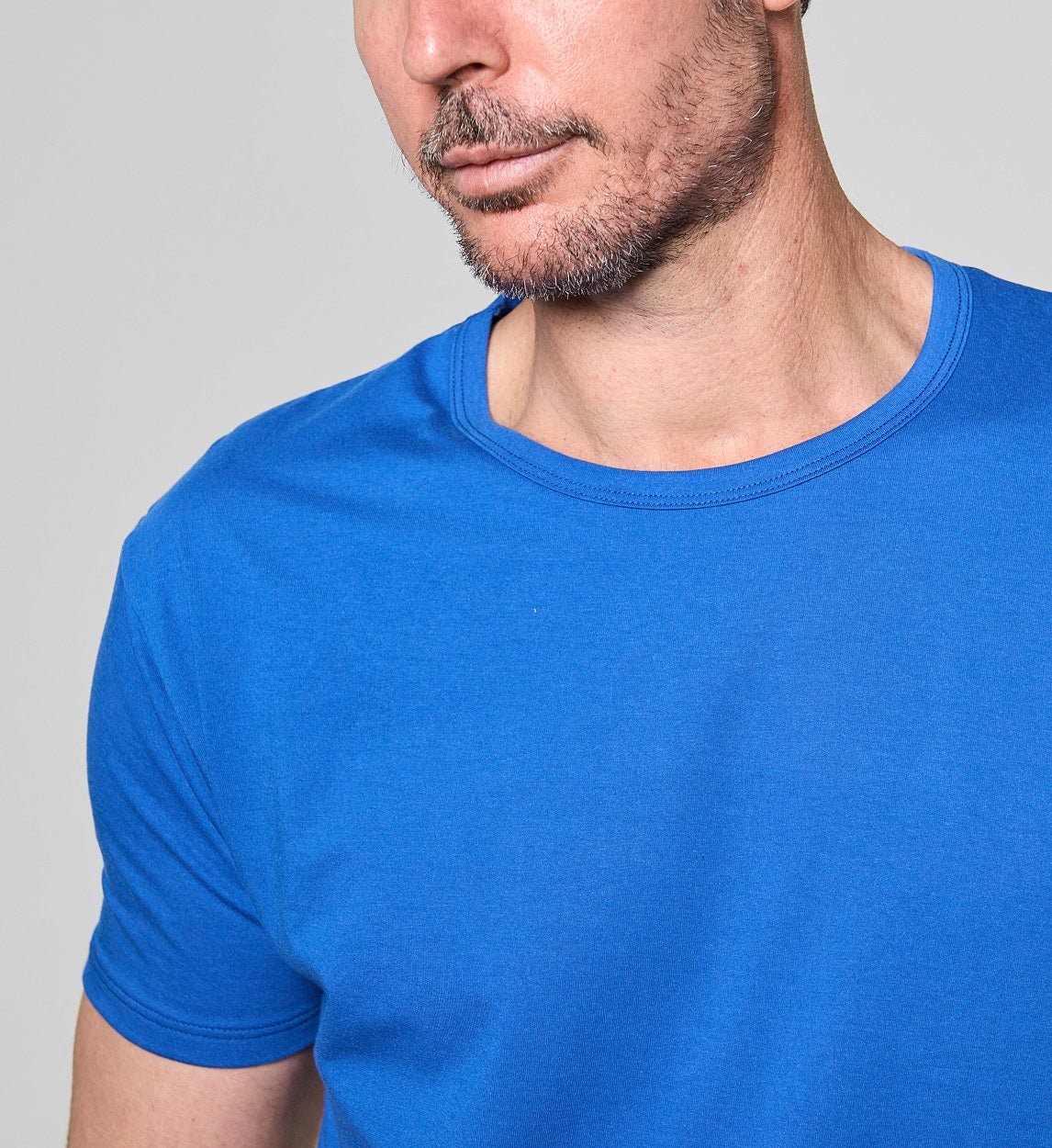 Camiseta Antisudor Azul Royal - Image 4