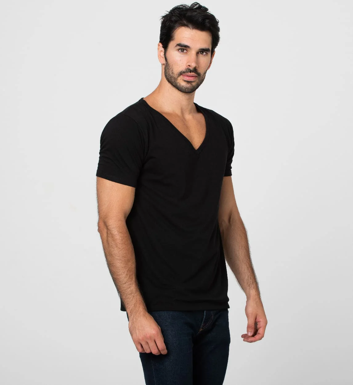 Camiseta Antisudor Cuello V Grande Negro - Image 5