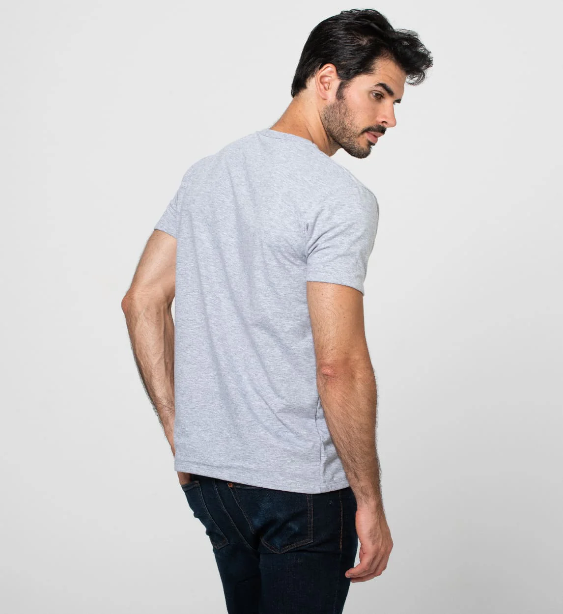 Camiseta Antisudor Cuello V Gris Vigoré - Image 4