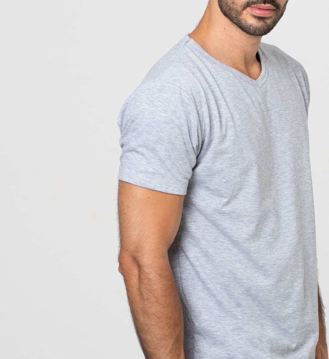 Camiseta Antisudor Cuello V Gris Vigoré - Image 5